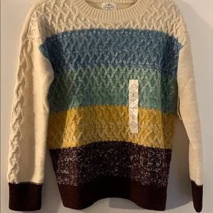 women’s crewneck sweater